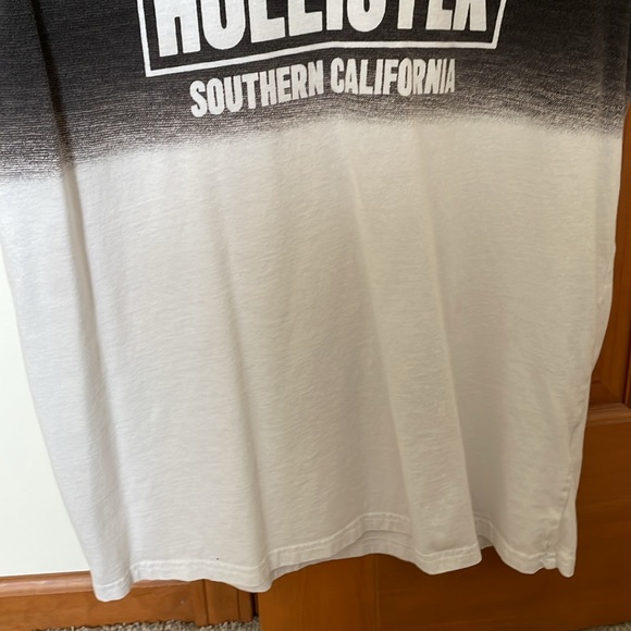 Hollister T-shirt large - Picture 4 of 7
